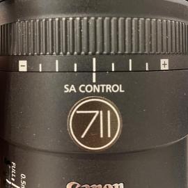 Canon RF 100mm/2.8 L IS USM