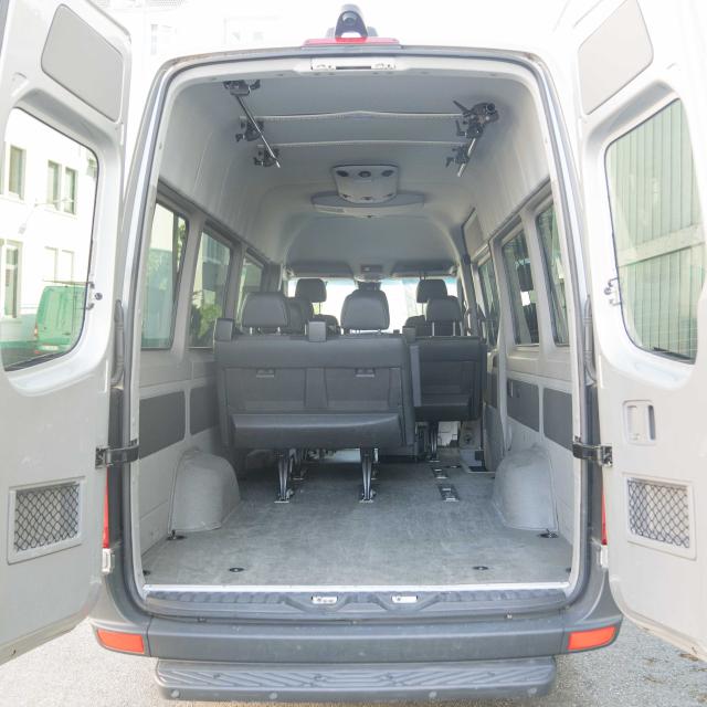 Mercedes Sprinter 9 Sitzer / Transporter HH-Z 711