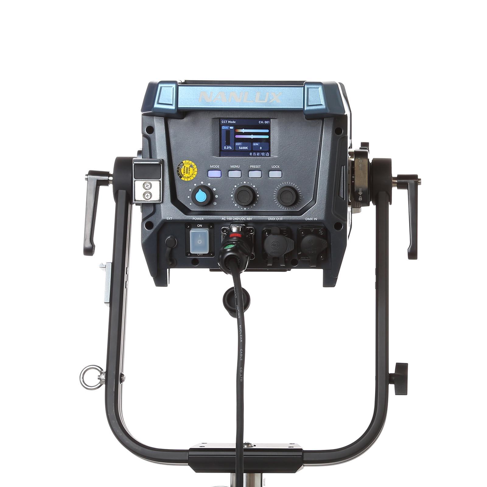 Nanlux Evoke 600C
